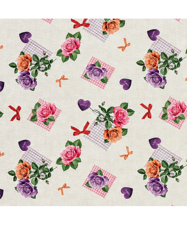 Rechteckige Wachstuch-Tischdecke mit romantischem Blumenmuster auf cremefarbenem Hintergrund. Rosa, lilafarbene und apricotfarbene Rosen wechseln sich mit grünen Blättern, karierten rosa Elementen, kleinen Schleifen und lilafarbenen Herzen mit „Love“-Aufschrift ab. Die Tischdecke fällt dekorativ über die Tischkanten und vermittelt einen verspielten, floralen Landhausstil.