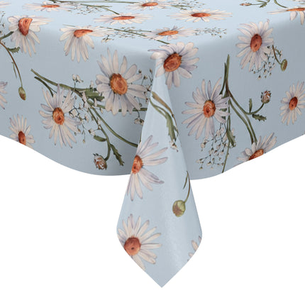 Wachstuch-Tischdecke mit weißen Margeriten und feinem Schleierkraut auf hellblauem Hintergrund. Orangefarbene Blütenmitten und grüne Stiele ergänzen das zarte, frische Blumenmuster mit sommerlicher Ausstrahlung.